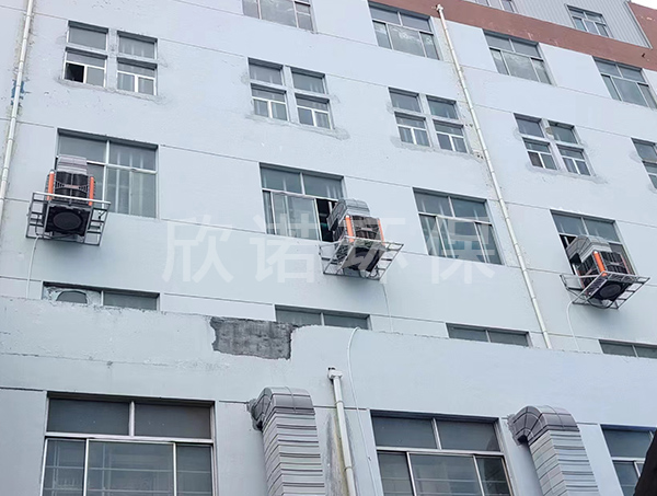 ���̰���